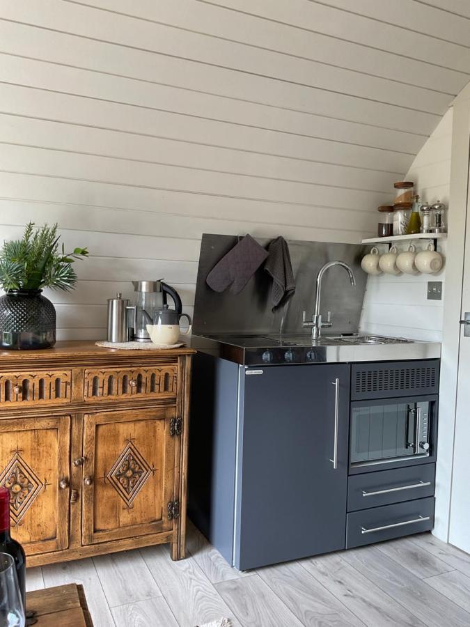 Secluded Cosy Luxury Pod With Wood Fired Hot Tub Hotel Shrewsbury Exterior foto